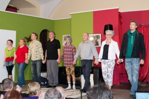 Theatergruppe Augustin "Lügen haben junge Beine"